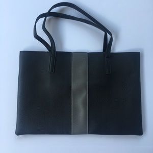 NWOT Vince Camuto Luck Tote!